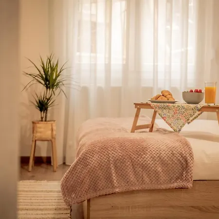 Aphrodite's On Agia Sofia Midas Soluň