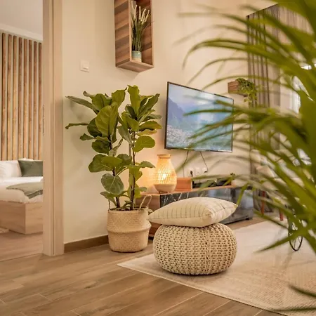 Aphrodite's On Agia Sofia Midas Apartamento *