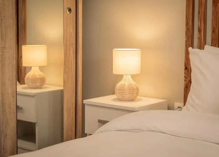 公寓 Aphrodite's On Agia Sofia Midas *