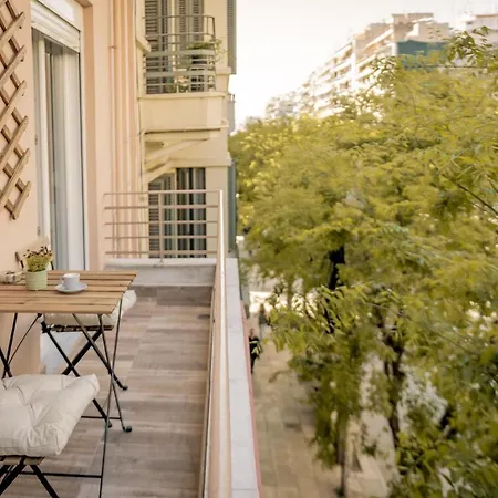 Апартаменты Aphrodite's On Agia Sofia Midas *