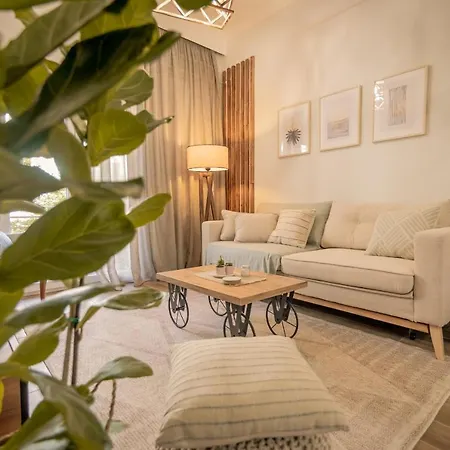 Aphrodite's On Agia Sofia Midas