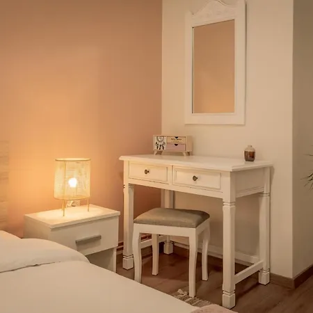 Aphrodite's On Agia Sofia Midas *