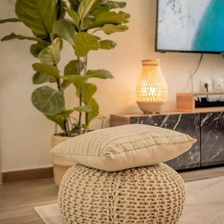 Aphrodite's On Agia Sofia Midas *