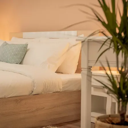 Aphrodite's On Agia Sofia Midas سالونيك