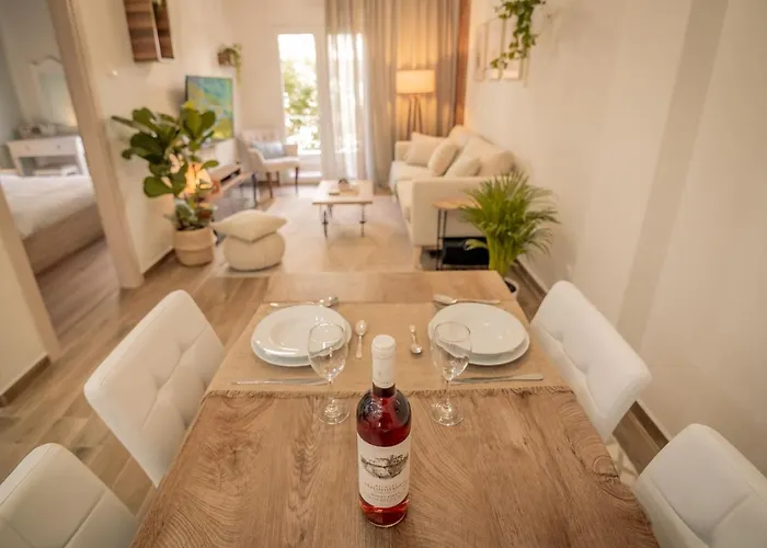 Aphrodite's On Agia Sofia Midas Tesalónica