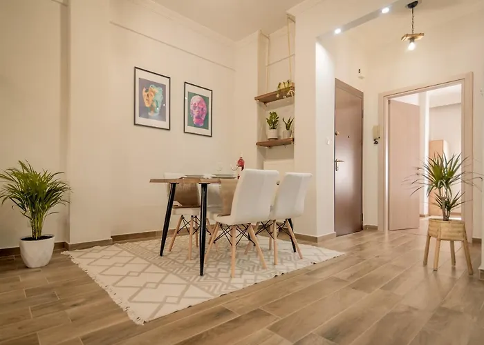 Aphrodite's On Agia Sofia Midas